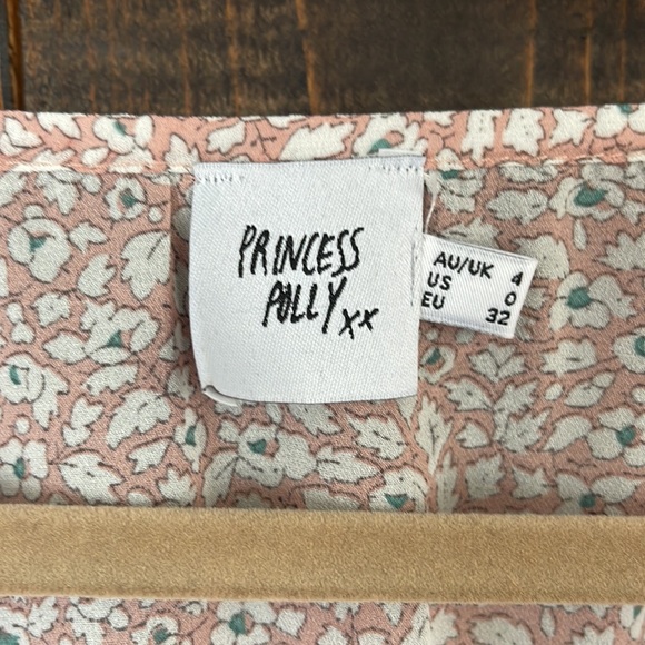 Princess Polly crop long sleeve - Picture 3 of 3